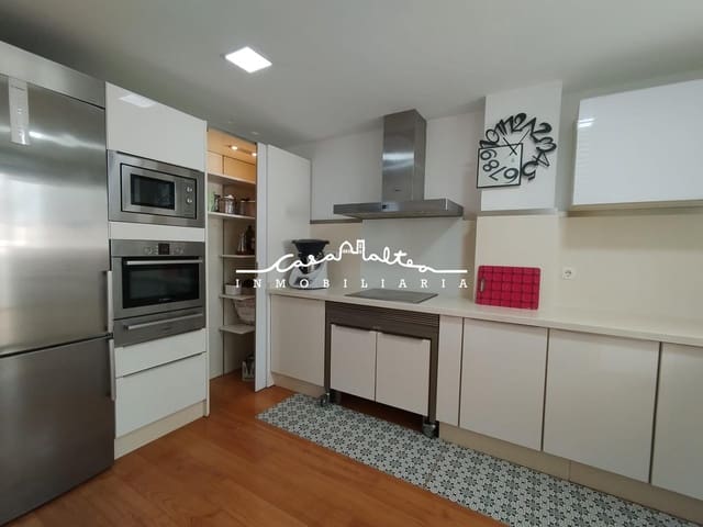 3 sovrum Takvåning att hyra i Altea med garage - 1 300 € (Ref: 9513550)