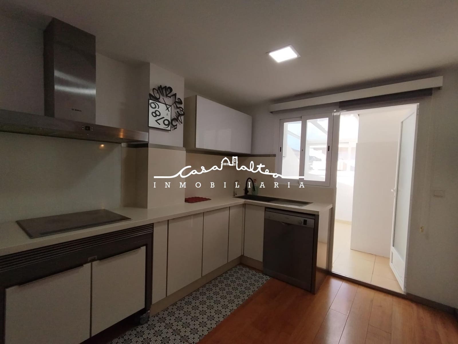 3 sovrum Takvåning att hyra i Altea med garage - 1 300 € (Ref: 9513550)