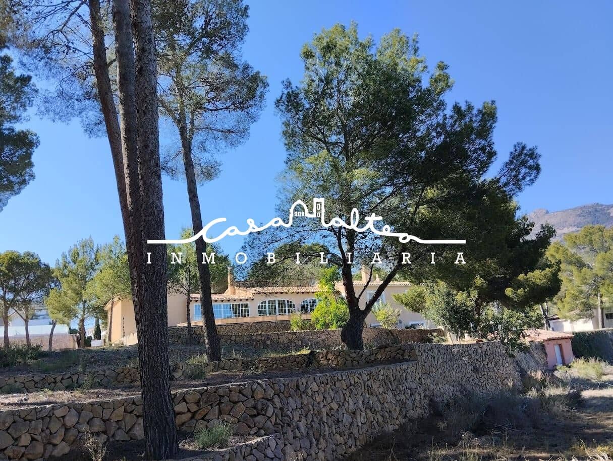 4 chambre Finca/Maison de Campagne à vendre à Altea la Vella avec piscine garage - 1 800 000 € (Ref: 9519135)