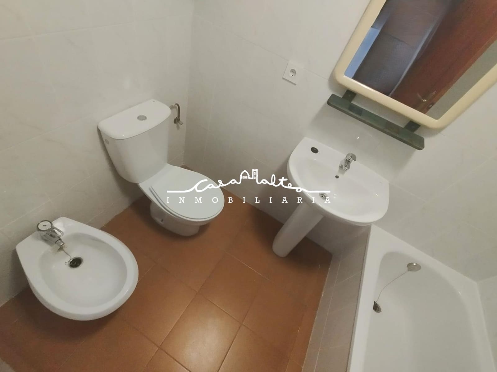 2 soverom Leilighet til leie i Alfaz del Pi / L'Alfas del Pi - € 850 (Ref: 9524473)