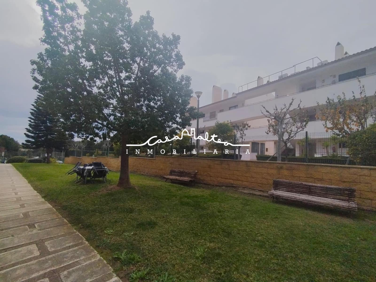 2 soverom Leilighet til leie i Alfaz del Pi / L'Alfas del Pi - € 850 (Ref: 9524473)
