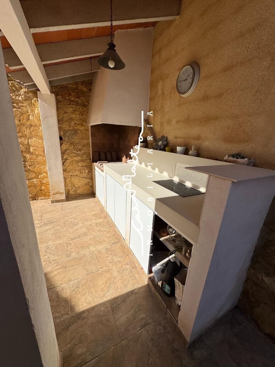 3 bedroom Villa for sale in Polop with pool - € 397,000 (Ref: 9527844)