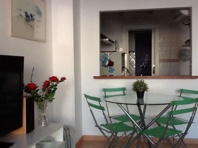 Yksiö vuokrattavana paikassa Altea mukana 
autotalli - 700 € (Ref: 9543807)