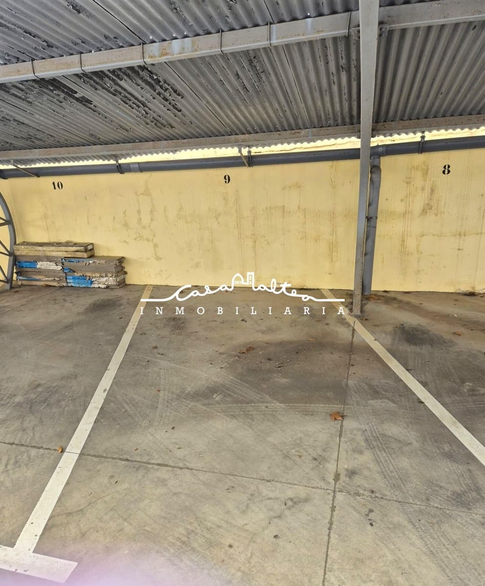 3 bedroom Flat for sale in Benidorm with garage - € 215,000 (Ref: 9565396)