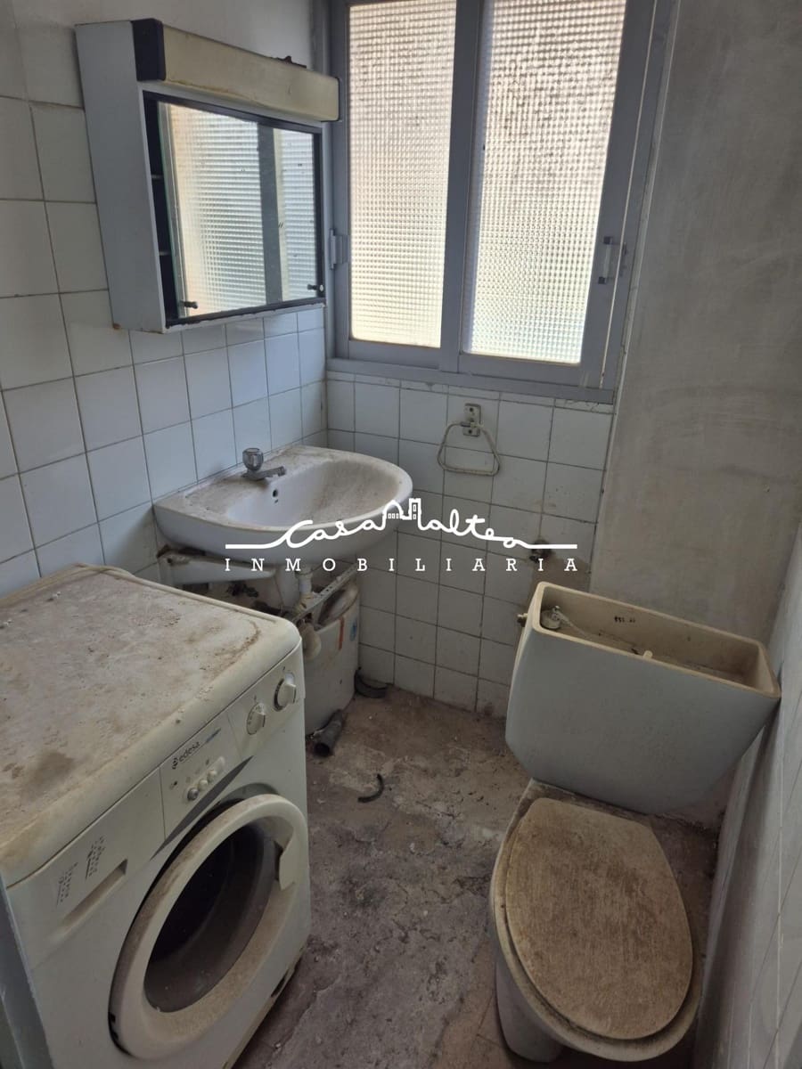 3 bedroom Flat for sale in Benidorm with garage - € 215,000 (Ref: 9565396)