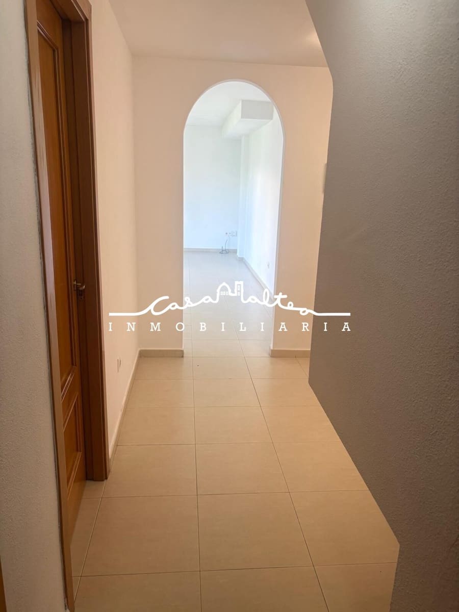 2 bedroom Penthouse for sale in Alfaz del Pi / L'Alfas del Pi with garage - € 299,900 (Ref: 9627769)