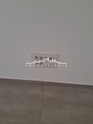 Office for sale in La Nucia Pueblo  , La Nucia - € 192,000 (Ref: 9627770)