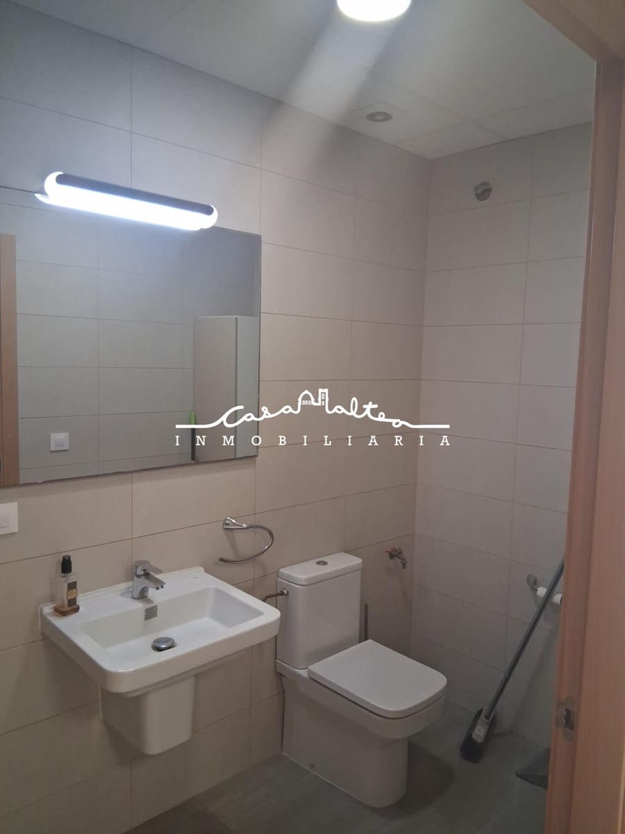 Erhverv til leje i La Nucia - € 600 (Ref: 9627771)