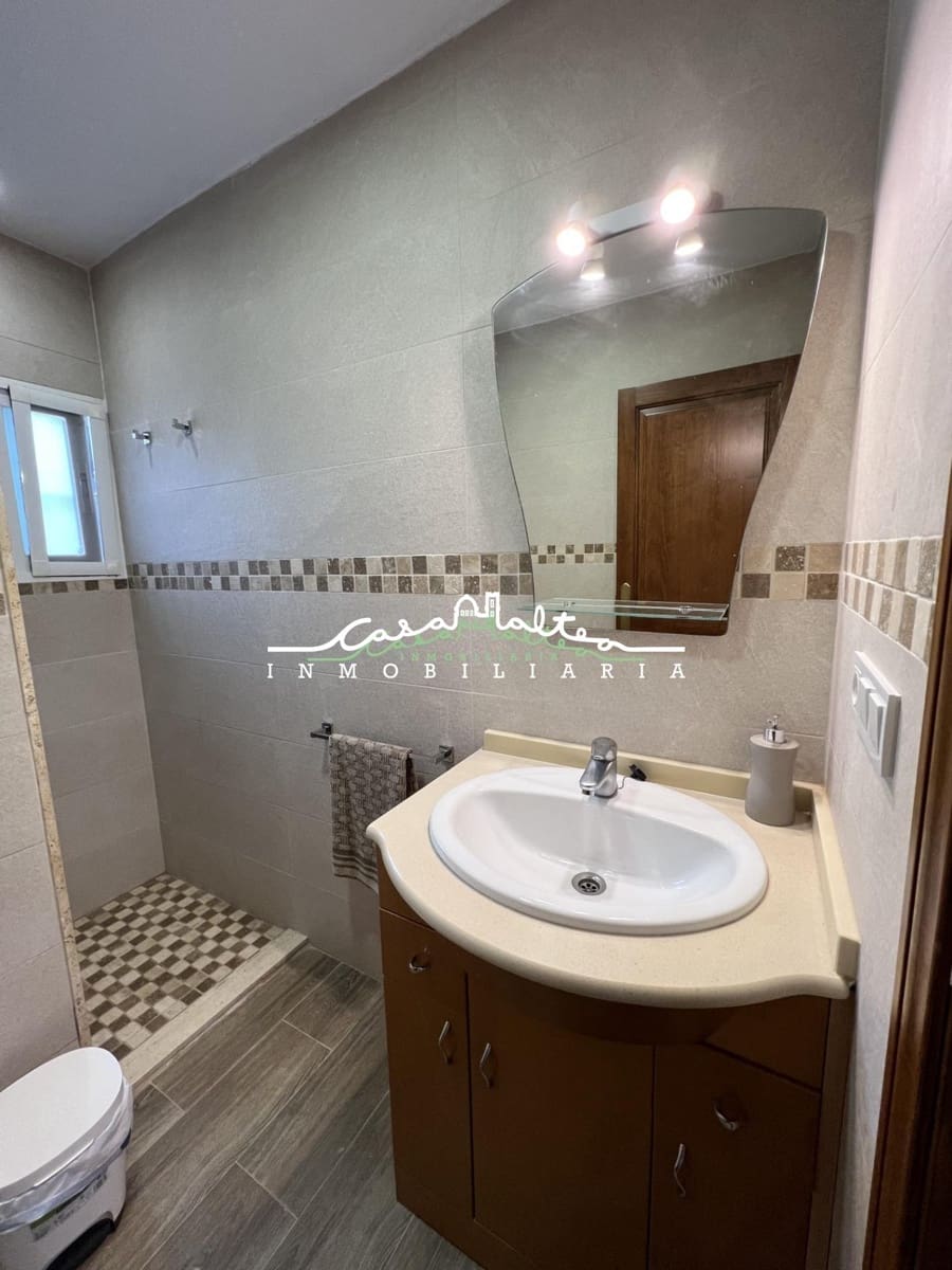 2 soverom Villa til leie i Altea med svømmebasseng - € 1 800 (Ref: 9630254)