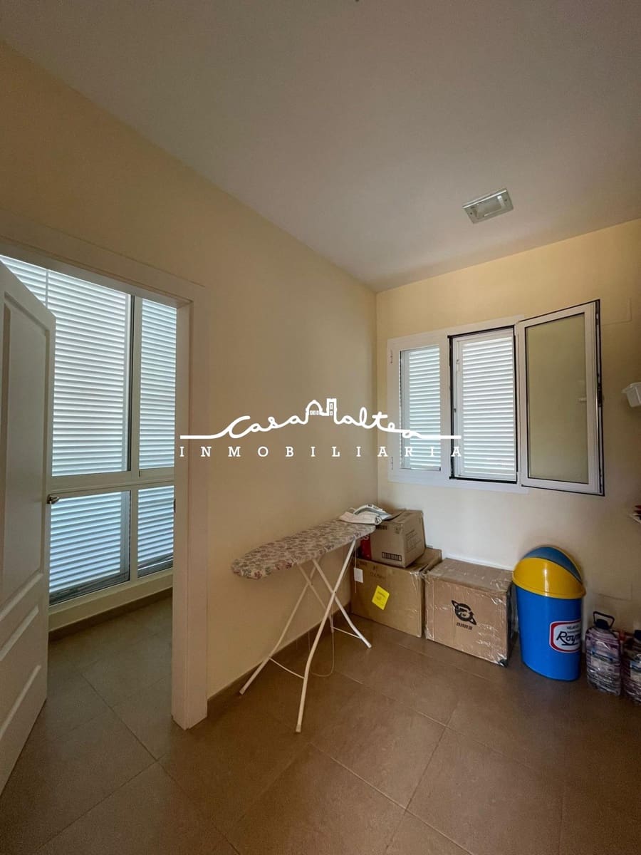 4 camera da letto Villa in vendita in La Nucia con piscina garage - 1.000.000 € (Rif: 9637762)