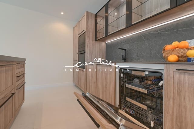 3 soverom Penthouse til salgs i La Villajoyosa / Vila Joiosa - € 495 000 (Ref: 9637764)