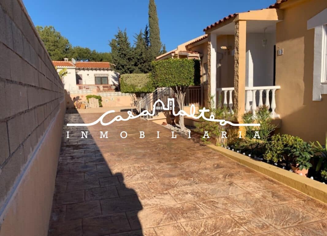 5 chambre Villa/Maison à vendre à La Nucia avec garage - 429 000 € (Ref: 9645180)