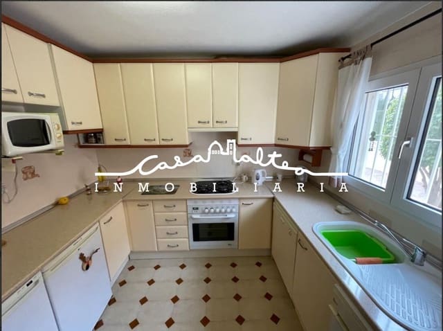 5 chambre Villa/Maison à vendre à La Nucia avec garage - 429 000 € (Ref: 9645180)