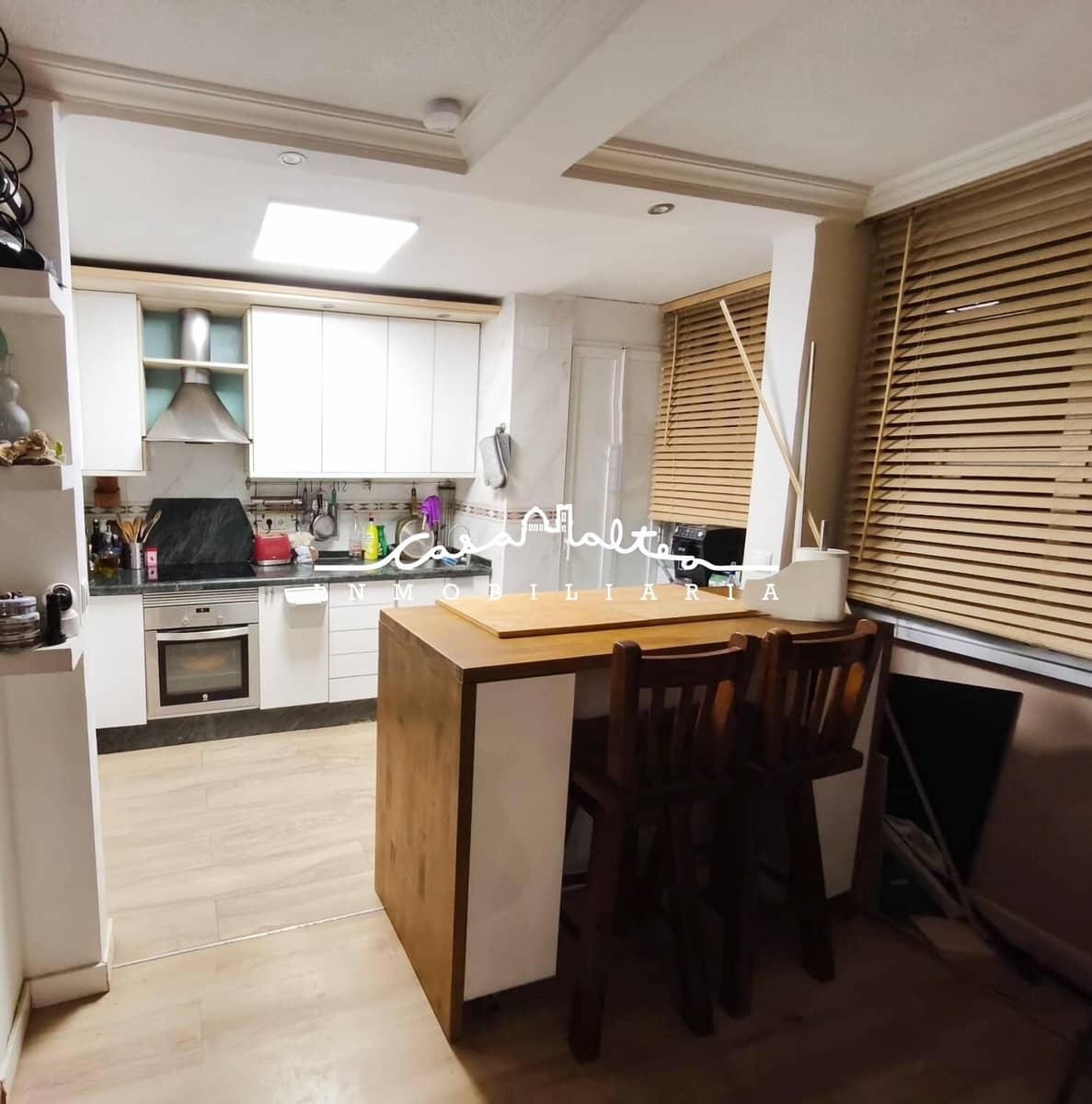 3 makuuhuone Asunto myytävänä paikassa Benidorm mukana uima-altaan - 262 000 € (Ref: 9648356)