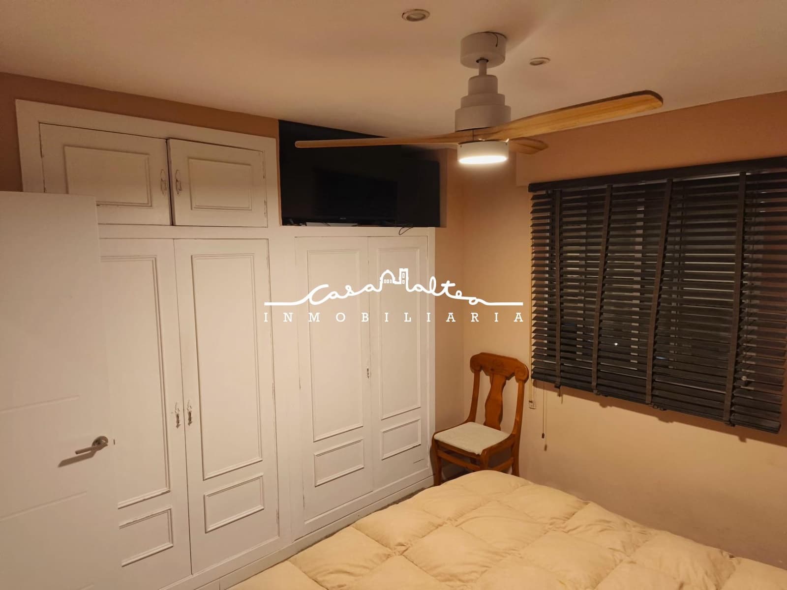 3 makuuhuone Asunto myytävänä paikassa Benidorm mukana uima-altaan - 262 000 € (Ref: 9648356)