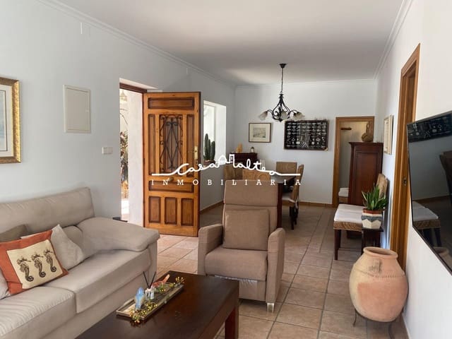 5 slaapkamer Rijtjeshuis te koop in Altea - € 395.000 (Ref: 9659566)