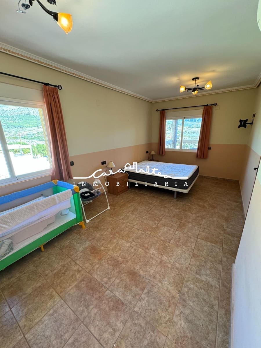5 soveværelse Villa til salg i Callosa d'En Sarria med swimmingpool garage - € 330.000 (Ref: 9690943)