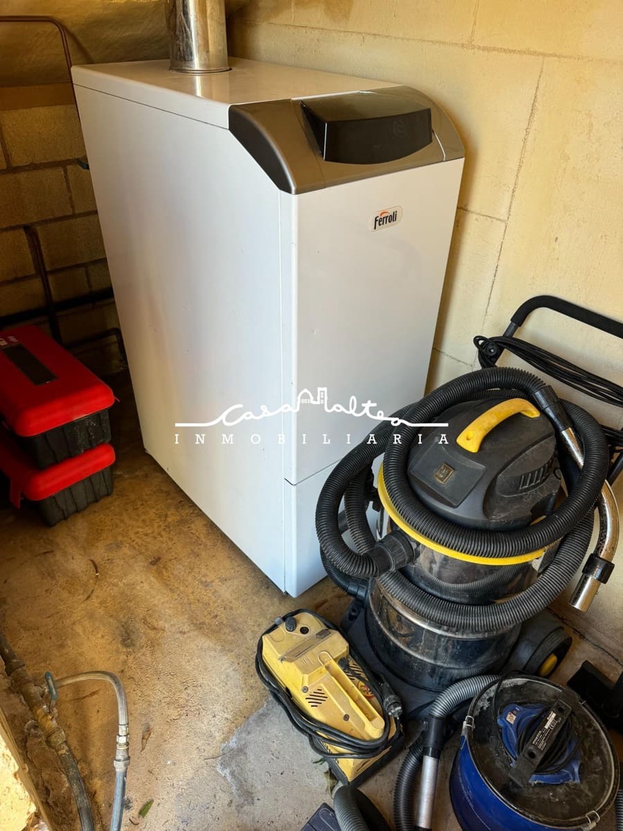 5 soveværelse Villa til salg i Callosa d'En Sarria med swimmingpool garage - € 330.000 (Ref: 9690943)