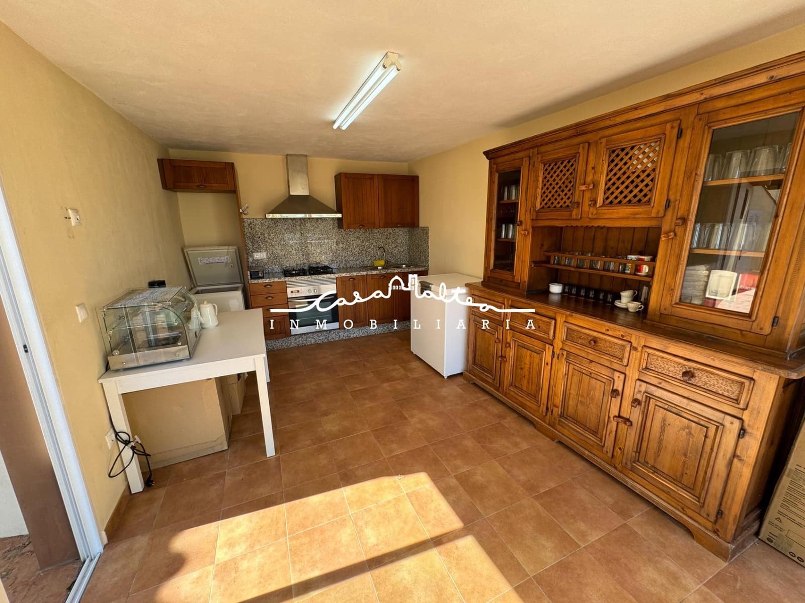 5 soveværelse Villa til salg i Callosa d'En Sarria med swimmingpool garage - € 330.000 (Ref: 9690943)