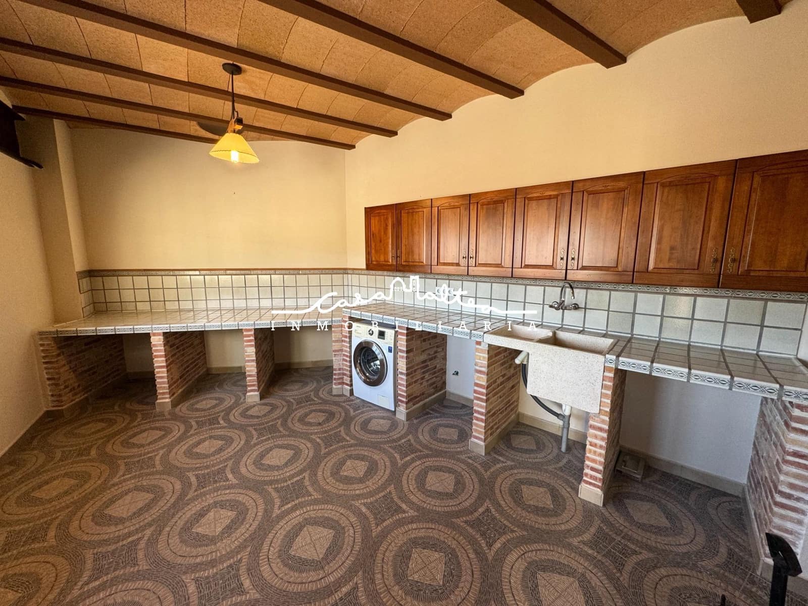 4 makuuhuone Huvila myytävänä paikassa Callosa d'En Sarria mukana uima-altaan 
autotalli - 470 000 € (Ref: 9690944)