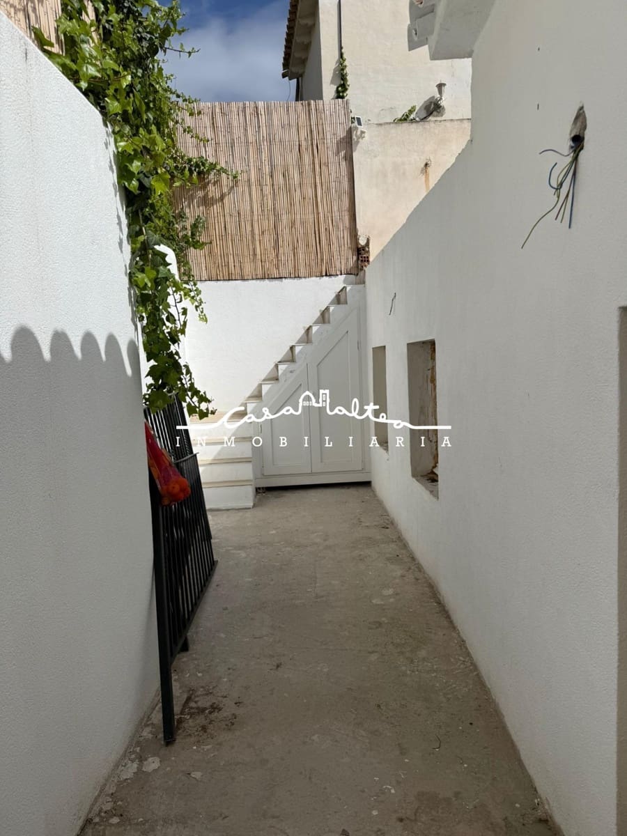 2 bedroom Apartment for sale in Altea - € 420,000 (Ref: 9735701)