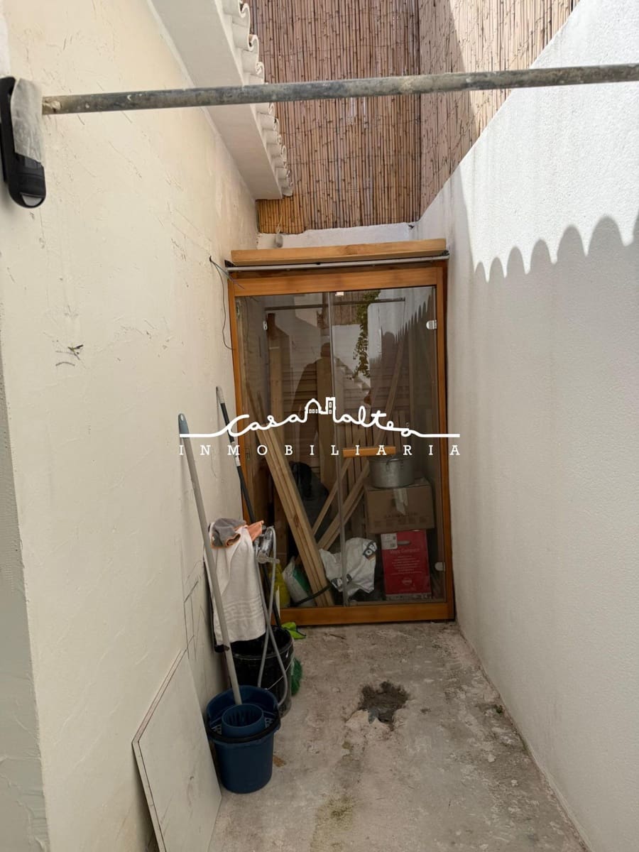 2 bedroom Apartment for sale in Altea - € 420,000 (Ref: 9735701)