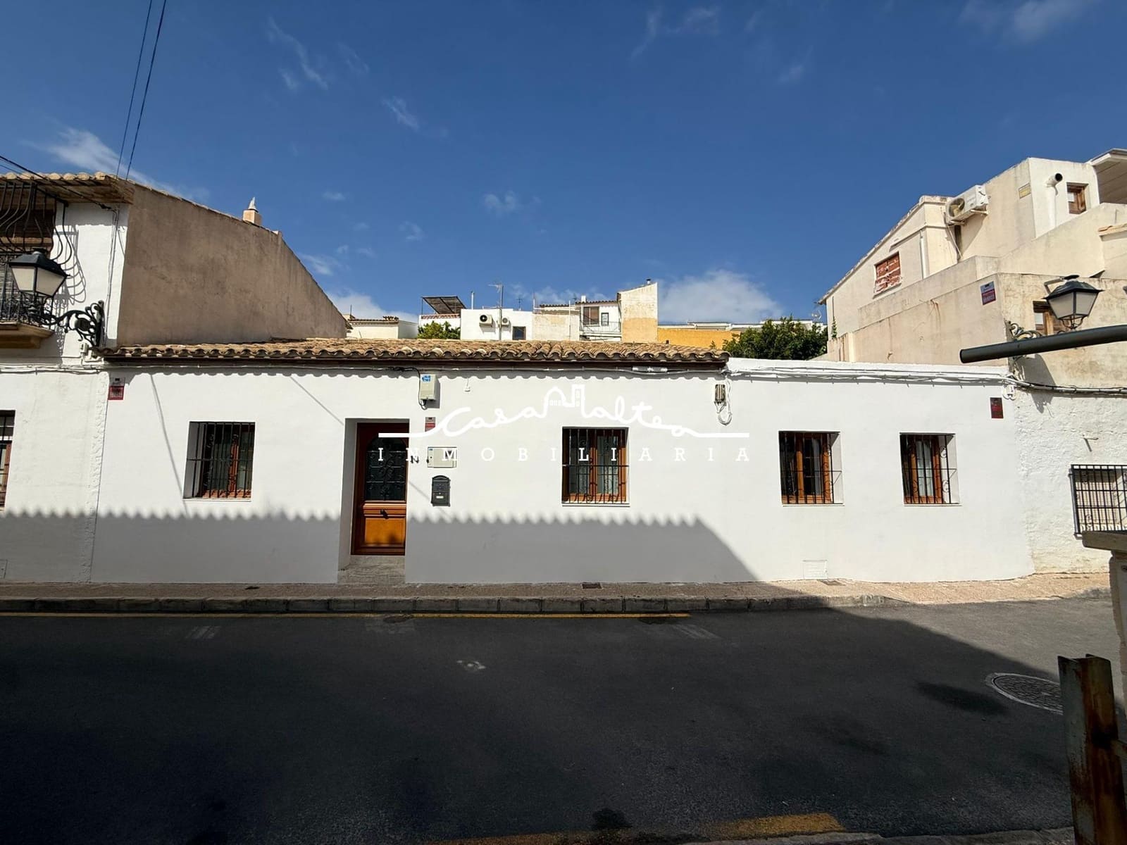 2 bedroom Apartment for sale in Altea - € 420,000 (Ref: 9735701)