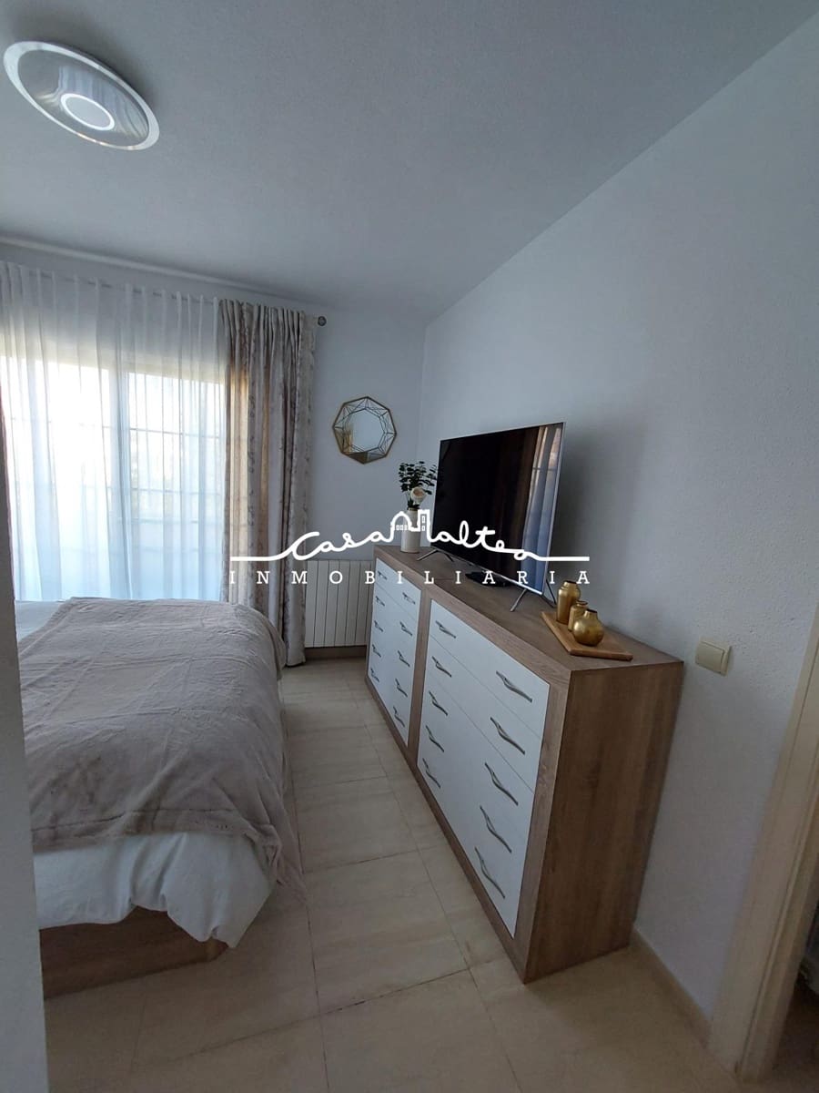 4 bedroom Villa for sale in La Nucia with pool - € 475,000 (Ref: 9741851)