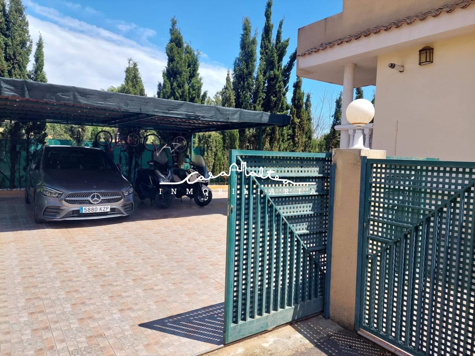 4 bedroom Villa for sale in La Nucia with pool - € 475,000 (Ref: 9741851)