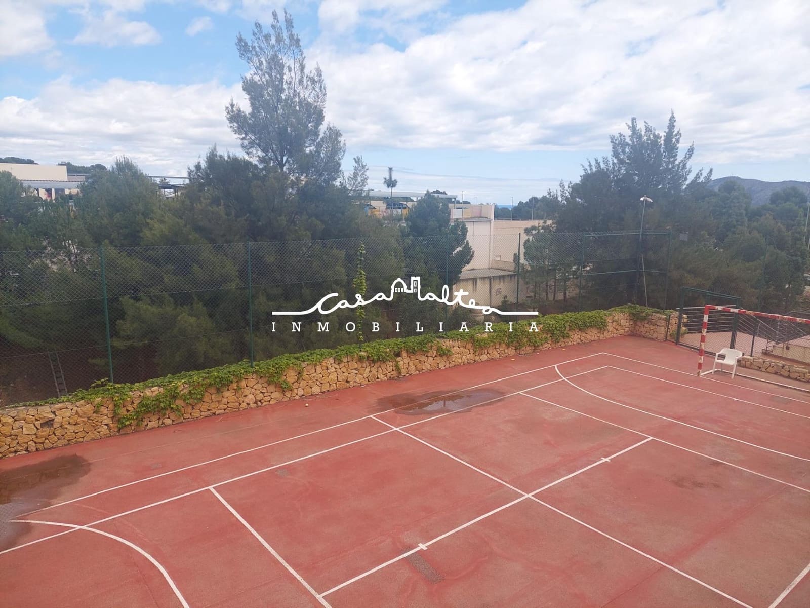 4 bedroom Villa for sale in La Nucia with pool - € 475,000 (Ref: 9741851)