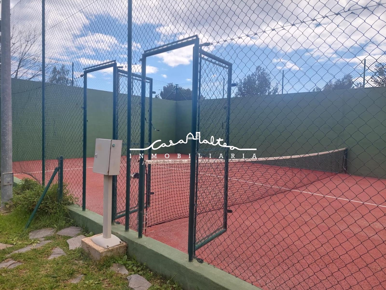 4 bedroom Villa for sale in La Nucia with pool - € 475,000 (Ref: 9741851)