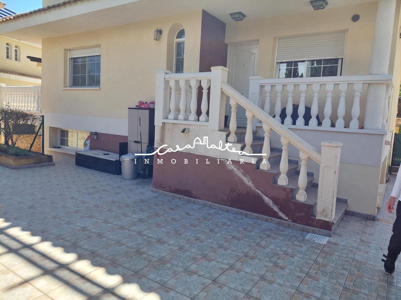 4 soveværelse Villa til salg i La Nucia med swimmingpool - € 475.000 (Ref: 9741851)