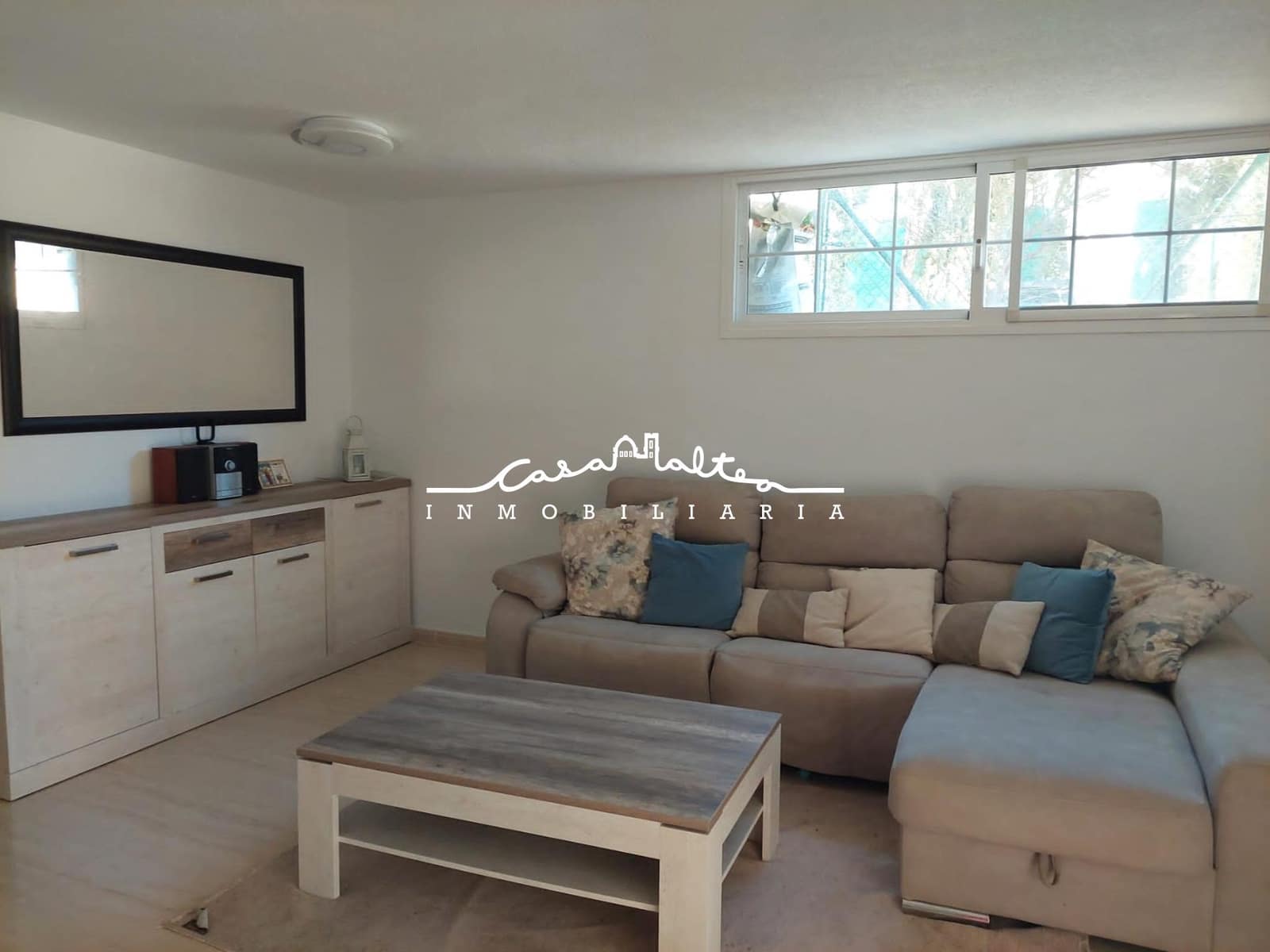4 soveværelse Villa til salg i La Nucia med swimmingpool - € 475.000 (Ref: 9741851)