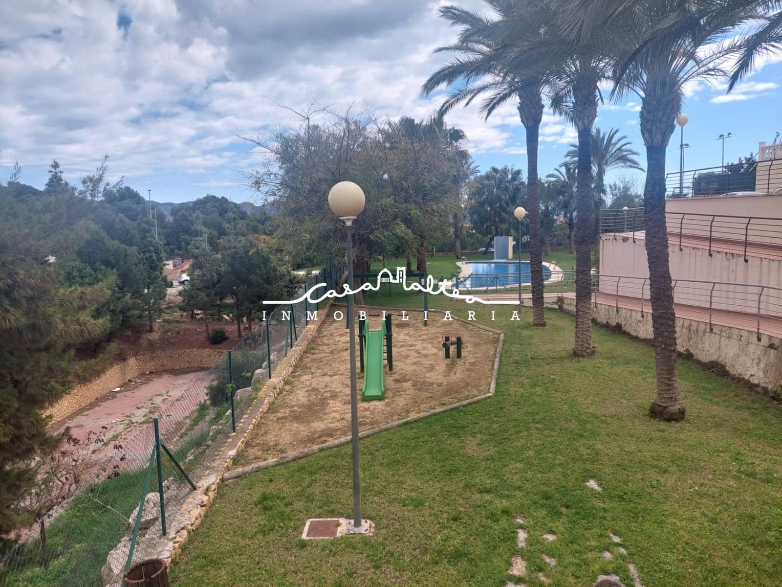 4 soveværelse Villa til salg i La Nucia med swimmingpool - € 475.000 (Ref: 9741851)