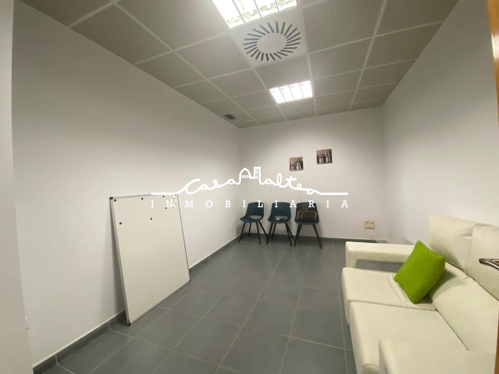 Kontor til leje i Altea - € 900 (Ref: 9780723)