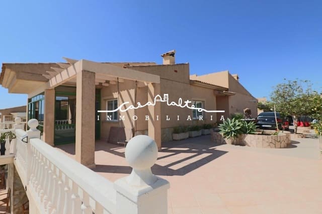 3 quarto Moradia para venda em La Nucia com piscina garagem - 530 000 € (Ref: 9791210)