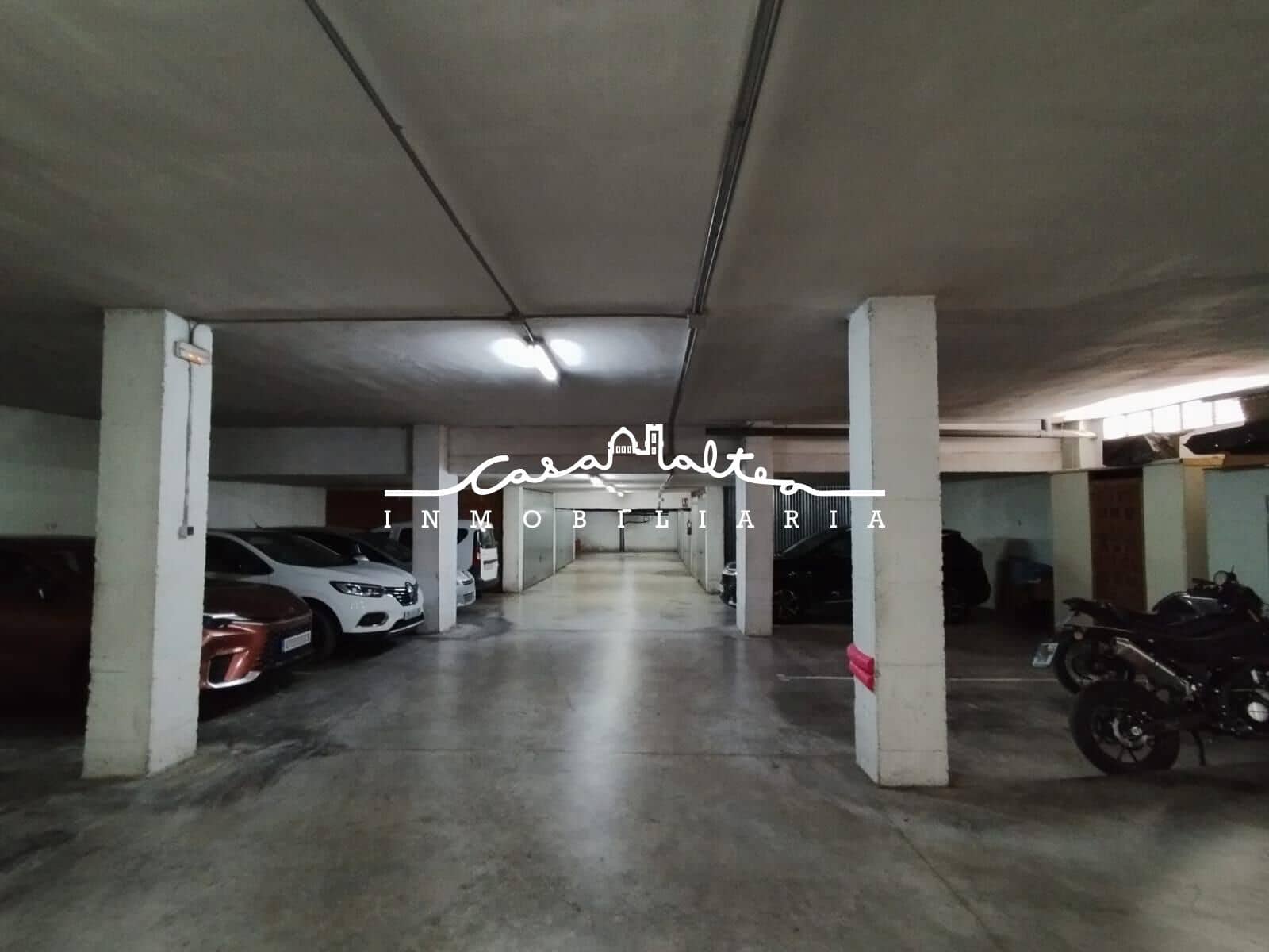 3 makuuhuone Asunto myytävänä paikassa Altea mukana 
autotalli - 320 000 € (Ref: 9794825)