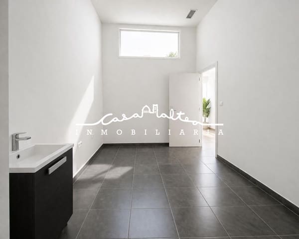 Erhverv til salg i Albir, Alfaz del Pi / L'Alfàs del Pi - € 350.000 (Ref: 9812275)