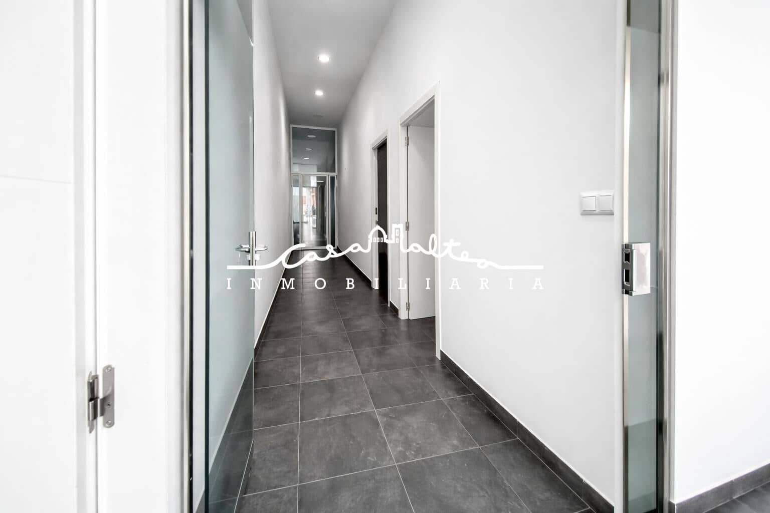 Erhverv til salg i Albir - € 350.000 (Ref: 9812275)
