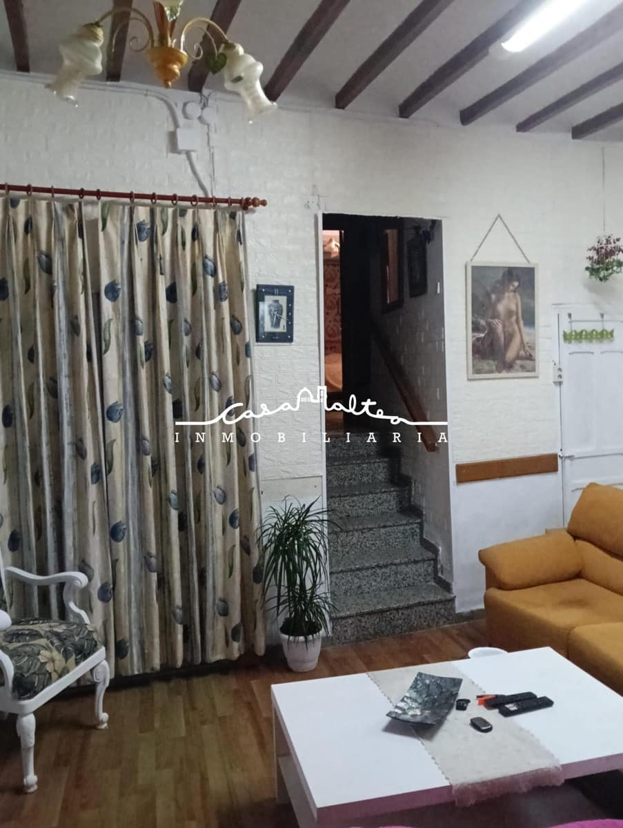 4 bedroom Townhouse for sale in Callosa d'En Sarria - € 220,000 (Ref: 9820341)