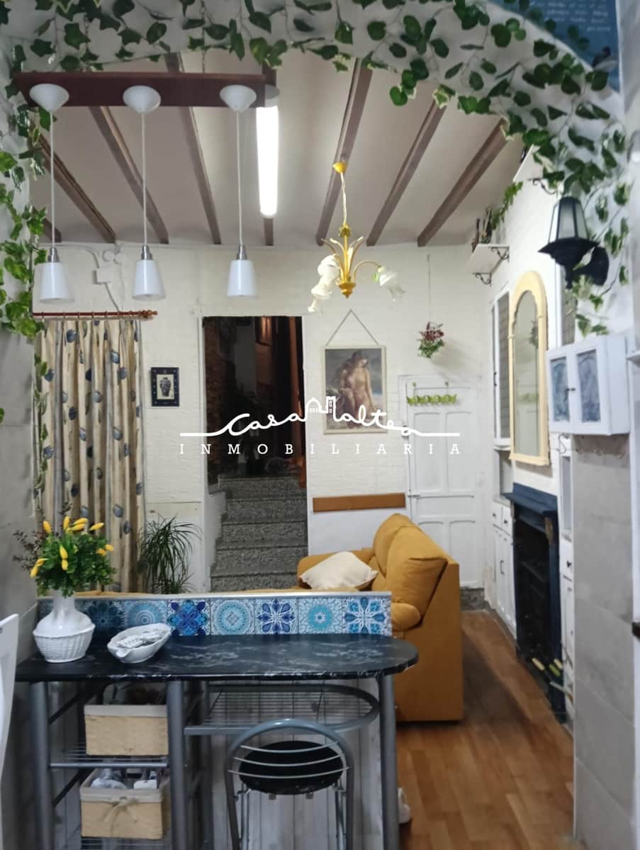 4 bedroom Townhouse for sale in Callosa d'En Sarria - € 220,000 (Ref: 9820341)
