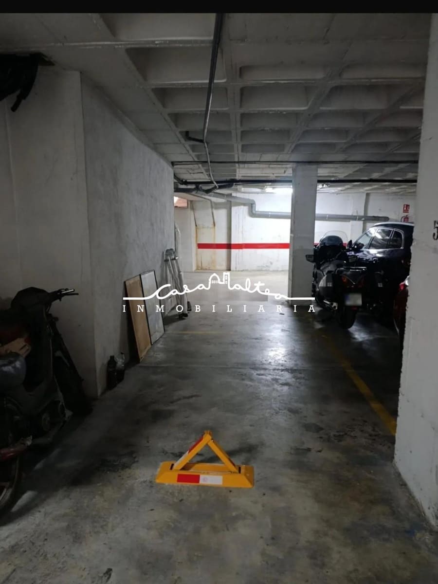 Comercial para venda em Altea com garagem - 330 000 € (Ref: 9843676)