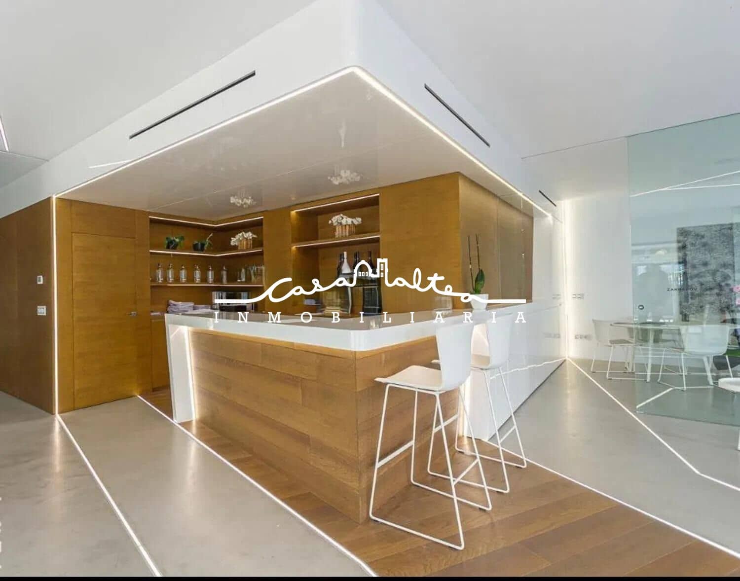 Comercial para venda em Altea com garagem - 330 000 € (Ref: 9843676)