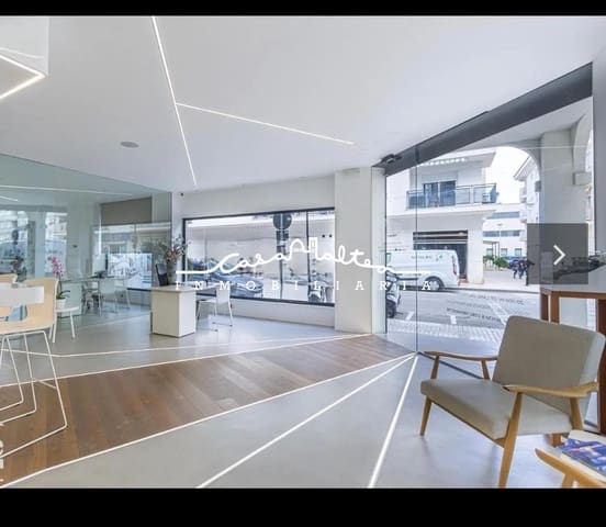 Commercieel te koop in Altea met garage - € 330.000 (Ref: 9843676)
