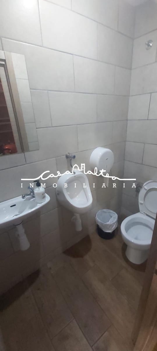Commercial for rent in Altea - € 800 (Ref: 9849555)