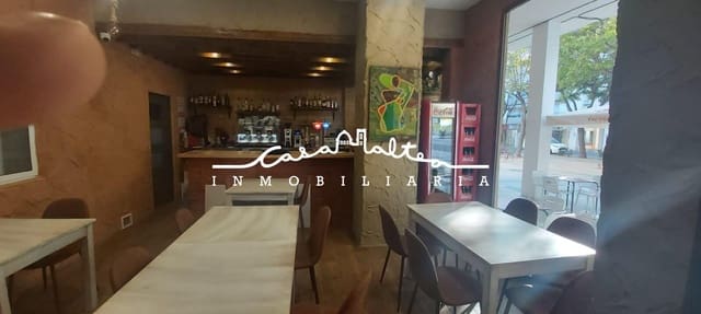Commercial for rent in Altea - € 800 (Ref: 9849555)