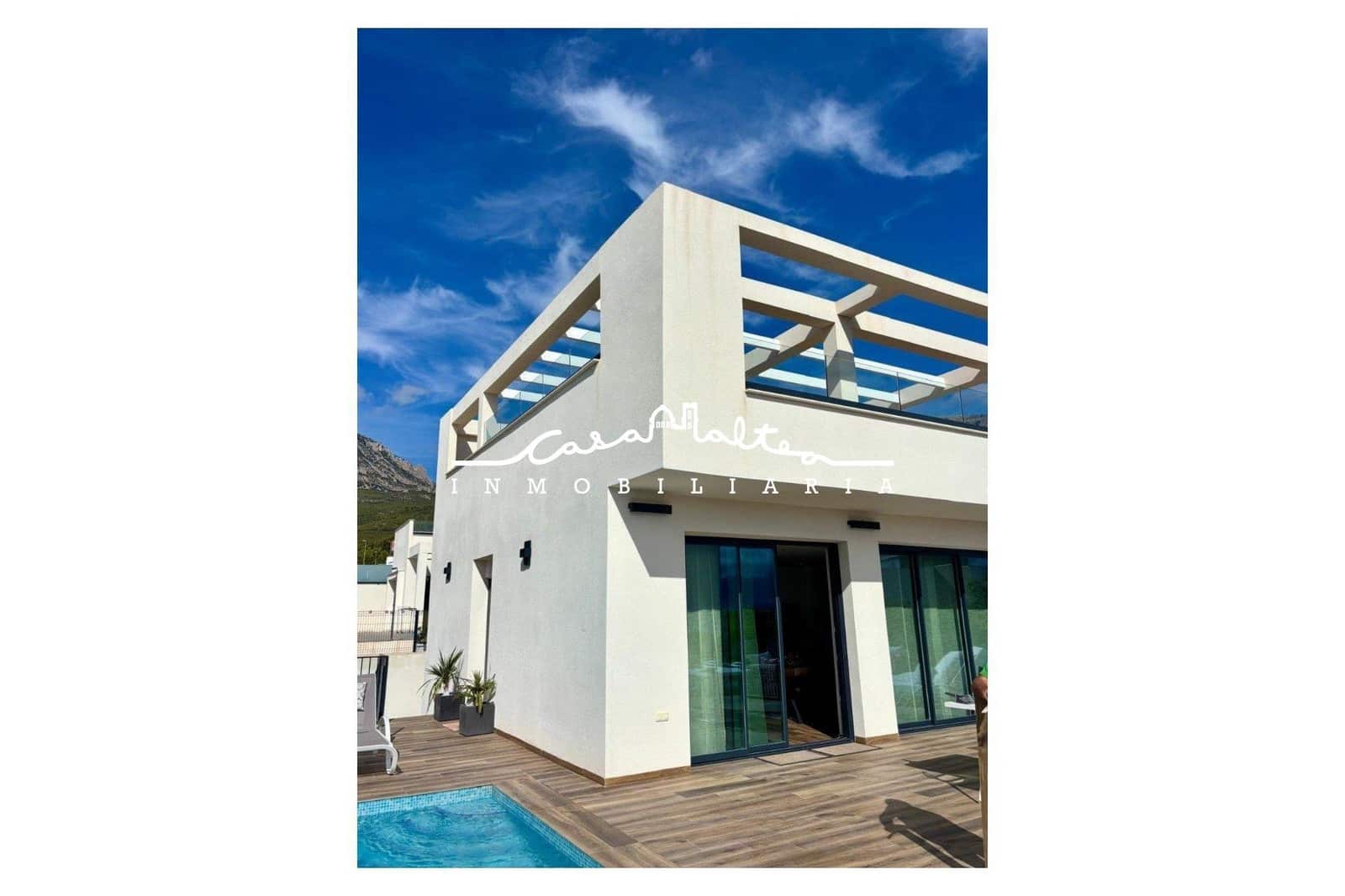 5 bedroom Villa for sale in Polop with pool garage - € 680,000 (Ref: 9862017)
