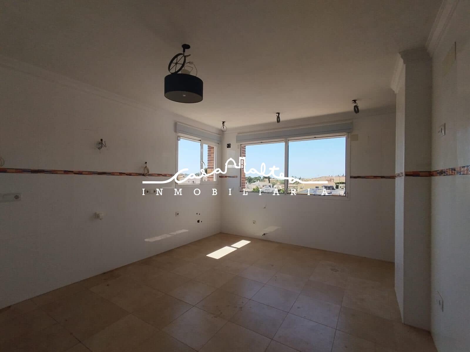 4 sovrum Villa till salu i Alfaz del Pi / L'Alfas del Pi - 585 000 € (Ref: 9896477)