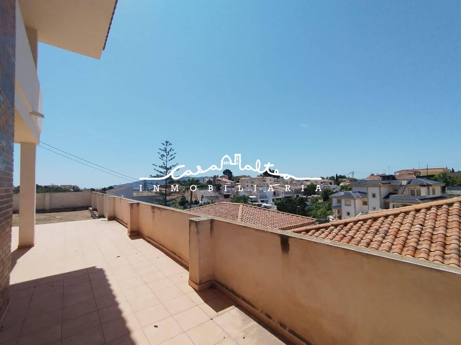 4 sovrum Villa till salu i Alfaz del Pi / L'Alfas del Pi - 585 000 € (Ref: 9896477)