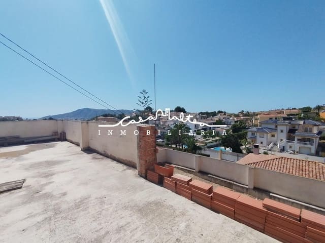 4 sovrum Villa till salu i Alfaz del Pi / L'Alfàs del Pi - 585 000 € (Ref: 9896477)